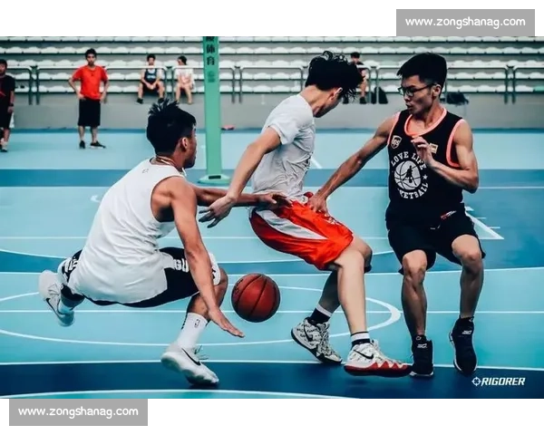 野球场强者信号：这几类人一出场就藏不住