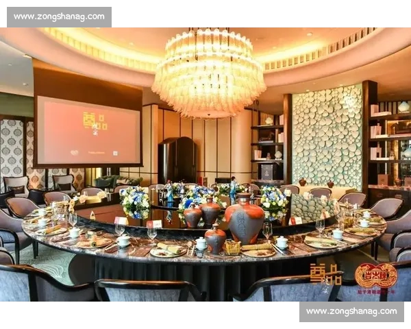 刘同夜宴玩梗高级感：“头大” 藏底蕴，才华见匠心